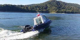 Szybsza i sprawniejsza pomoc. Na Jeziorze Solińskim pojawiły się nowe łodzie patrolowe (ZDJĘCIA)